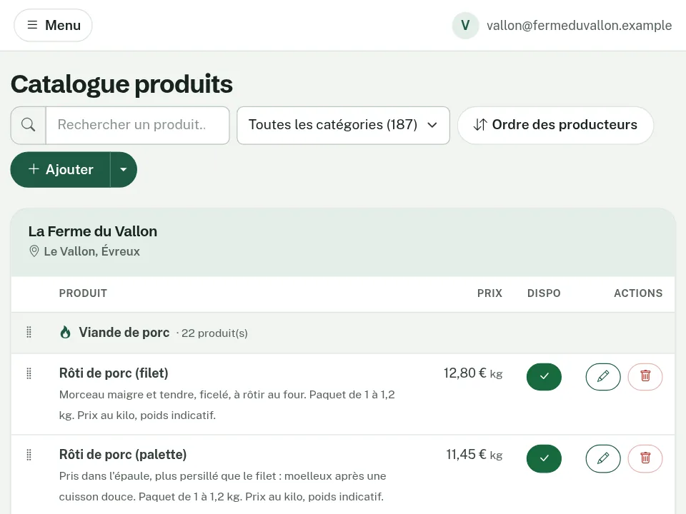 Le catalogue dans l'administration : produits rangés par producteur et par catégorie, avec leur prix et leur disponibilité.